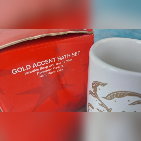 Christmas Accessory Bundle (NWOT) - Picture 8 of 8